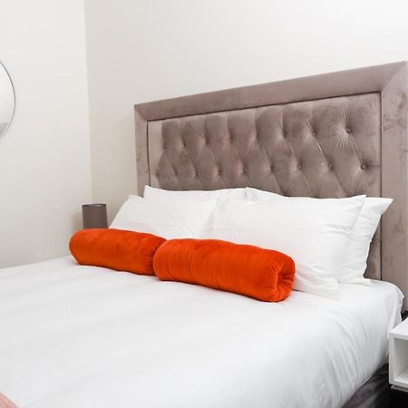 Fumo House Lifestyle Apartments Midrand Esterno foto