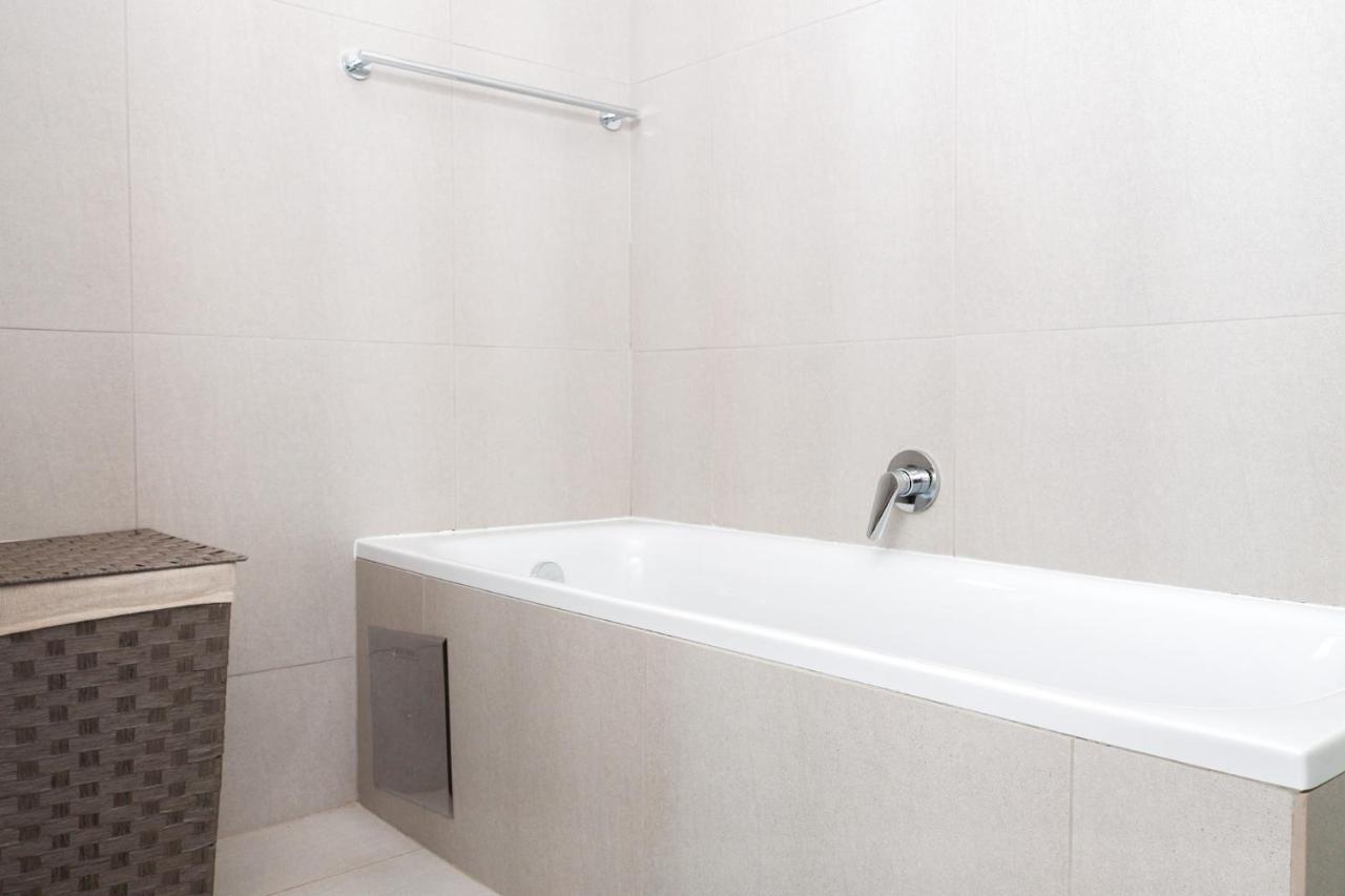 Fumo House Lifestyle Apartments Midrand Esterno foto