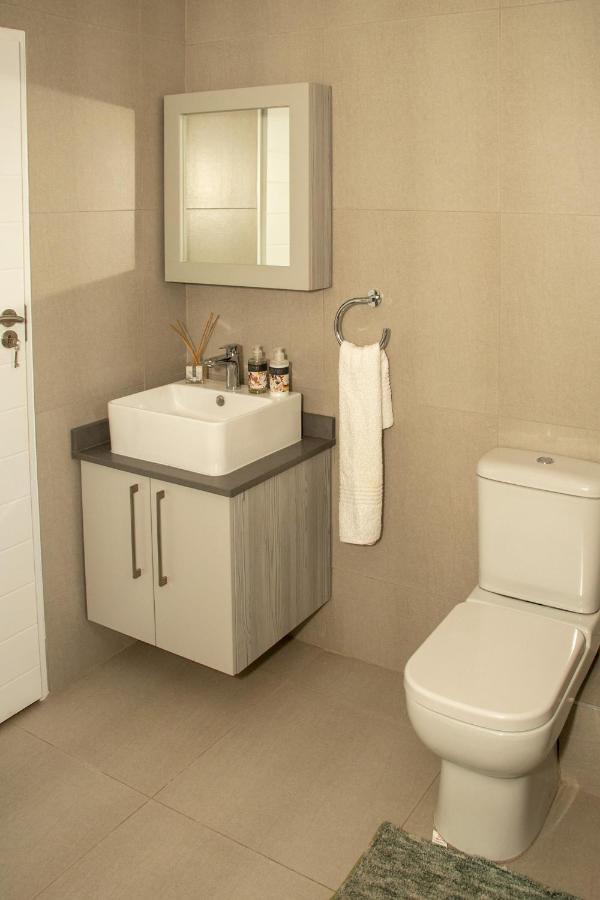Fumo House Lifestyle Apartments Midrand Esterno foto