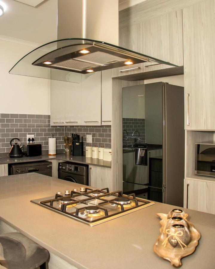 Fumo House Lifestyle Apartments Midrand Esterno foto