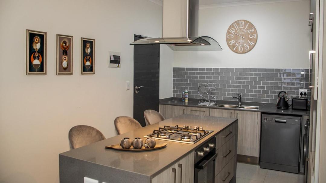 Fumo House Lifestyle Apartments Midrand Esterno foto