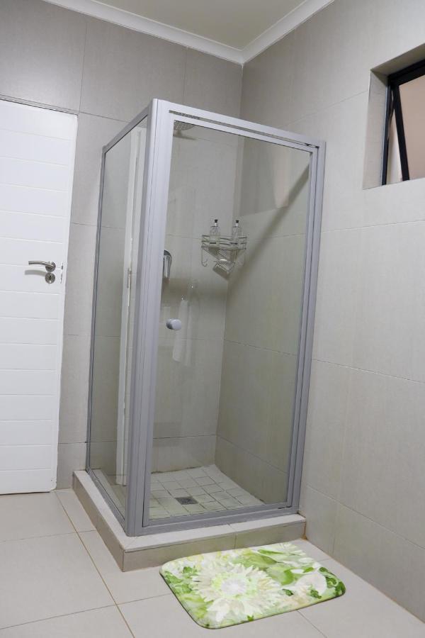 Fumo House Lifestyle Apartments Midrand Esterno foto