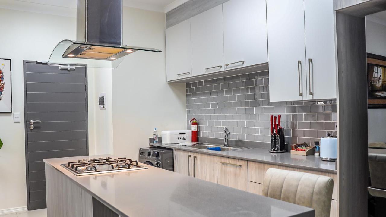 Fumo House Lifestyle Apartments Midrand Esterno foto